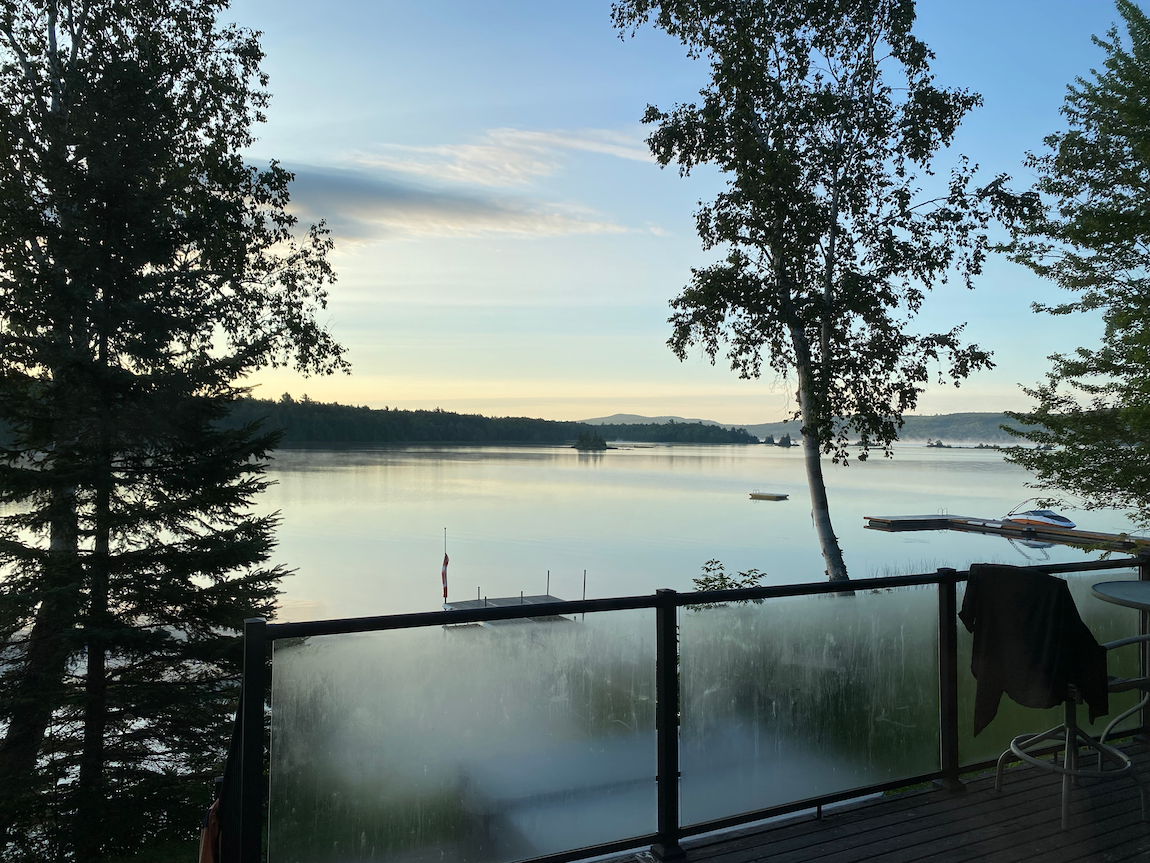 - Lake around sunrise -